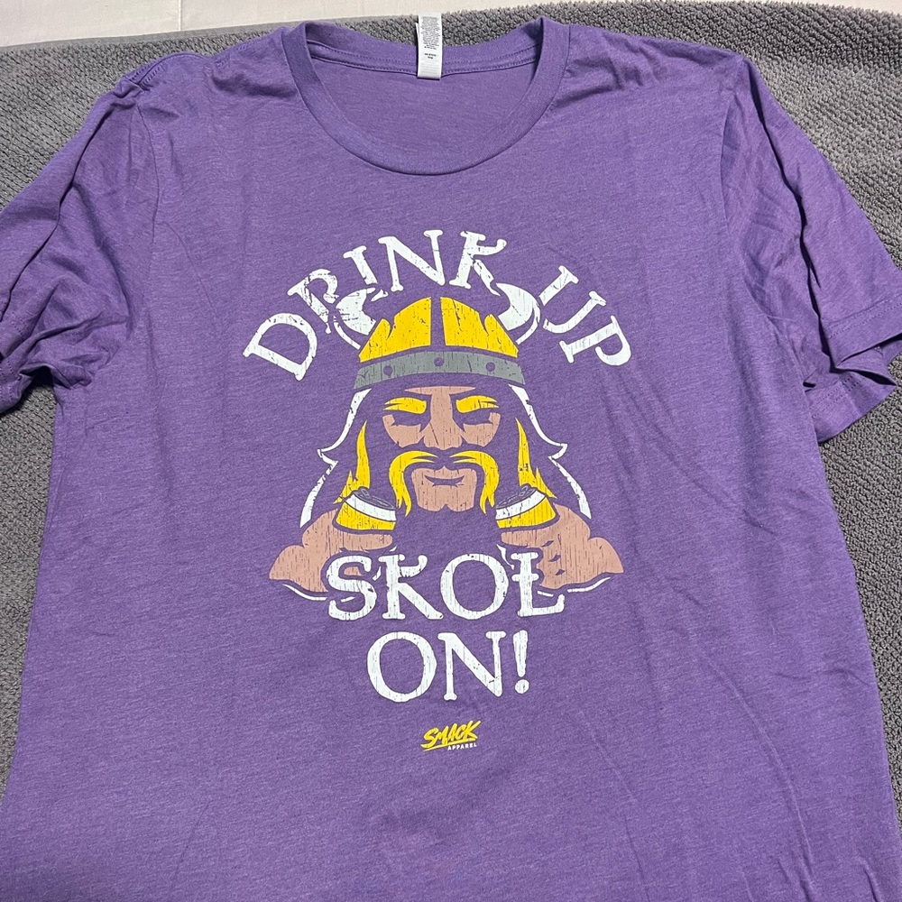 Vikings SKOL Shirt - Size Large